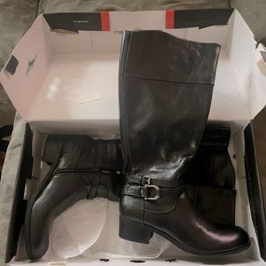 Guess knee high boots. New in box.